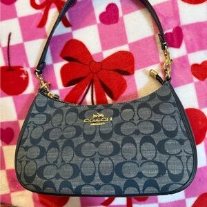 Coach Teri Shoulder Bag Denim with matching wristlet EUC